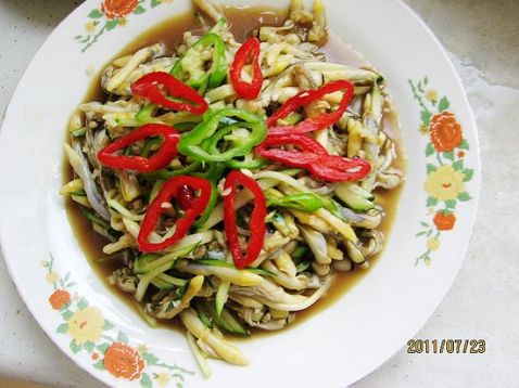 Razor Clams Mixed with Cucumber recipe