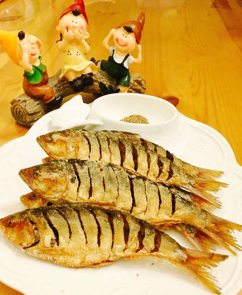 Fried Sea Crucian Carp recipe