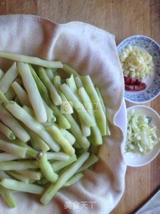 Stir-fried Carob recipe