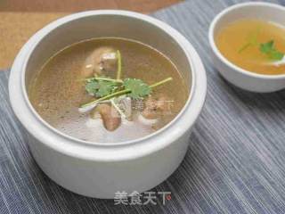Pork Feet and Barley Soup recipe