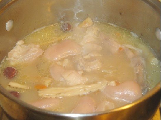 Medicated Pork Knuckle Soup recipe