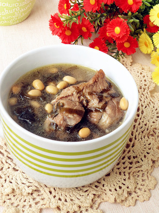 Seaweed Soy Pork Ribs Soup recipe