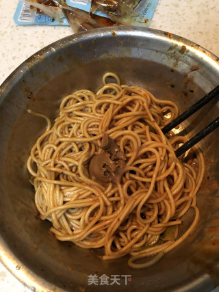 Spicy Hot Dry Noodles recipe