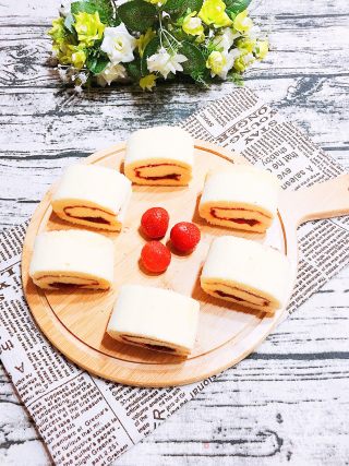 Strawberry Cake Roll recipe