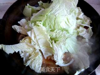 Braised Small Crucian Carp with Cabbage Leaf Vermicelli recipe