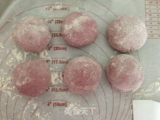 #四session Baking Contest and 爱吃节# Egg Yolk Bean Paste Cranberry Buns recipe