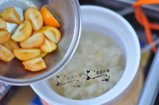 Kumquat Tremella Pear Soup recipe