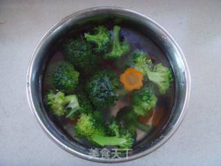 Fresh and Refreshing---broccoli in Oyster Sauce recipe