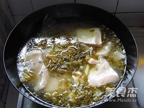 Sauerkraut Fish with Green Pepper recipe