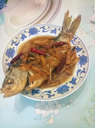 Roasted Crucian Carp with Sour Radish recipe