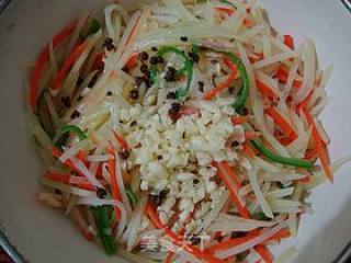 Refreshing Small Cold Dish------【sliced Potato with Cold Salad】 recipe
