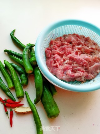 Stir-fried Beef with Green Pepper recipe