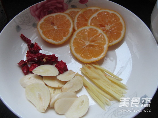 Weird Lemon Pickled Radish recipe