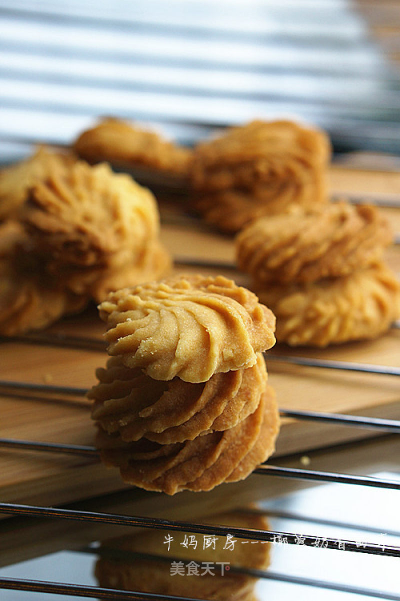 Coconut Milk Fragrant Cookies recipe