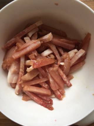 Stir-fried Long Beans with Shredded Pork recipe