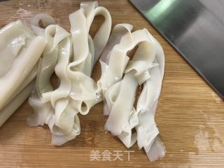 Mushroom Meat Sauce Liangpi recipe