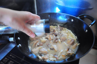 Delicious Matsutake Chai Chicken Soup recipe