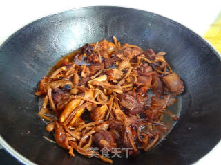 Roast Goose with Tea Tree Mushroom recipe