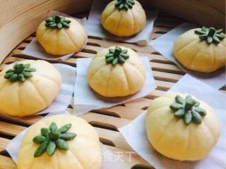 Pumpkin Buns recipe