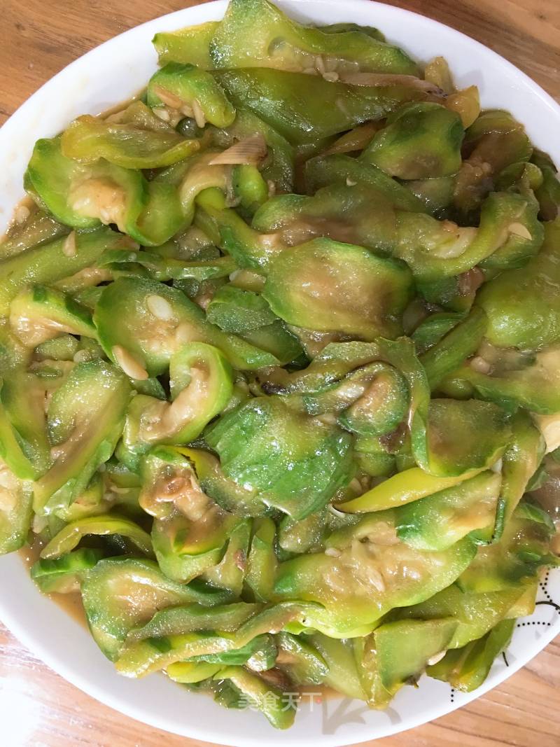 Loofah Stir-fried Chili recipe