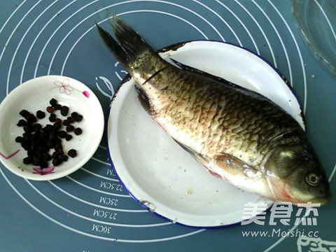 Crucian Carp in Vinegar Soup recipe