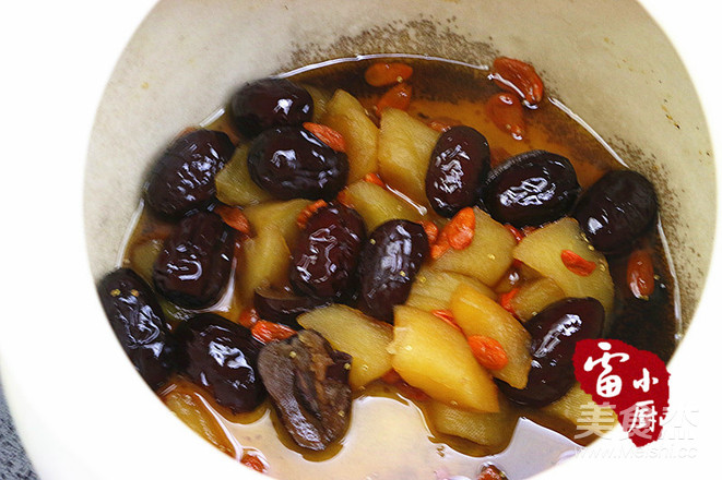 Apple, Red Date, Wolfberry Soup recipe