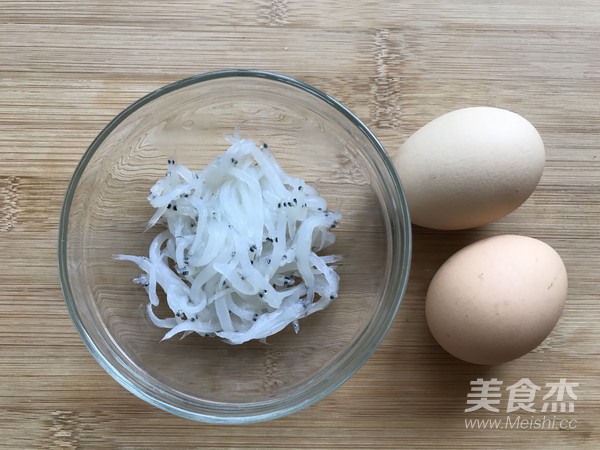 Whitebait Steamed Egg recipe