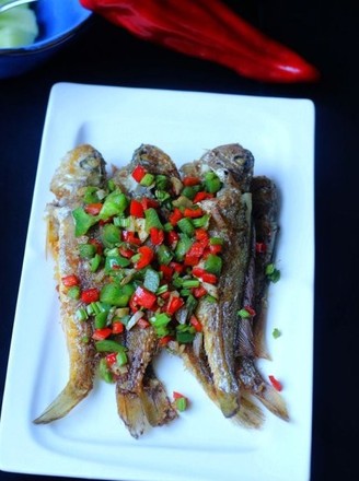 Pan Fried Small Yellow Croaker recipe