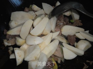 Stewed Noodles with Taro and Pork recipe