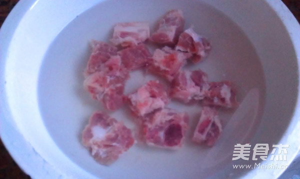 Steamed Spare Ribs with Sour Flavor recipe