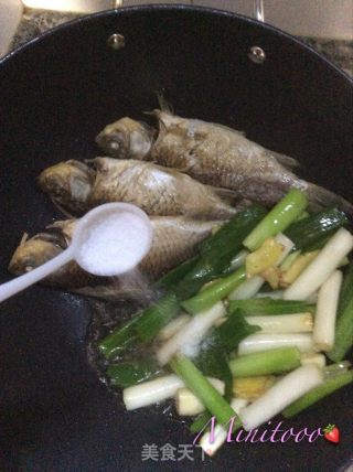 Stewed Crucian Carp recipe