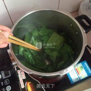 Spinach Egg Yolk Pork Floss recipe