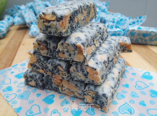 Clever Use of Bread Machine-black Sesame Peanut Nougat recipe