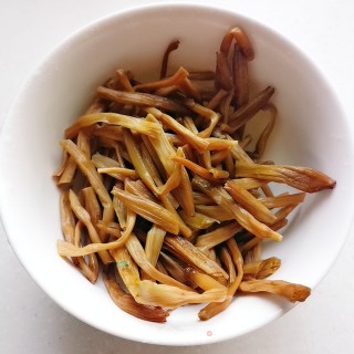 Daylily Pork Soup recipe