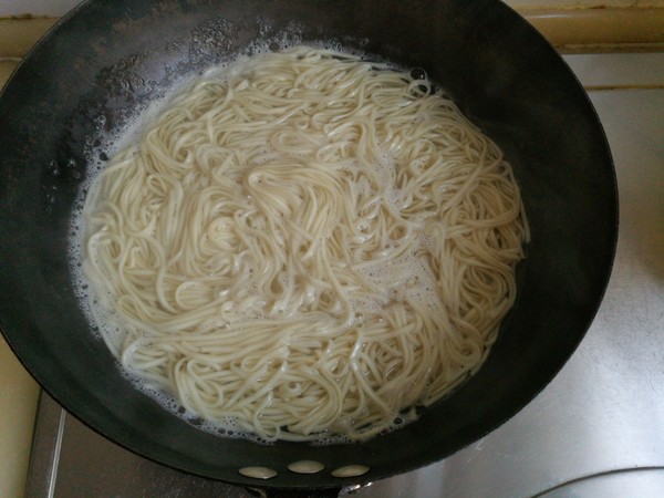 Toon Noodles with Bamboo Shoots and Sesame Sauce recipe