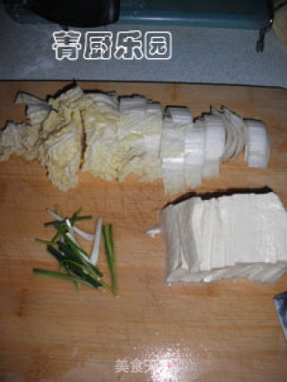 Assorted Crucian Carp Soup in Casserole recipe