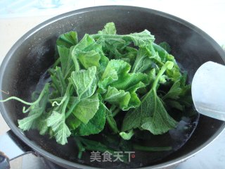 Pumpkin Seedlings in Soup recipe