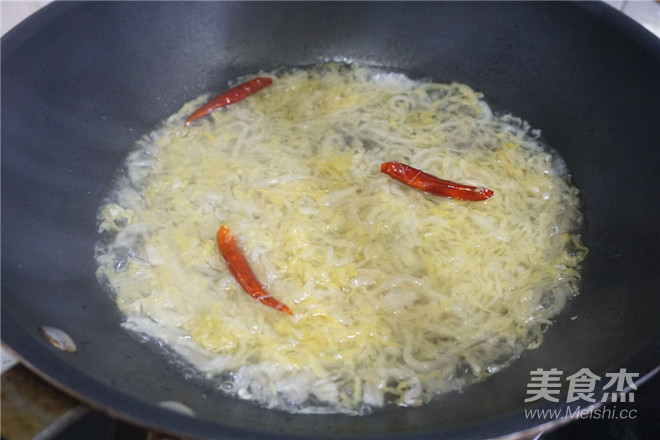 Sauerkraut Vermicelli Ball Soup recipe