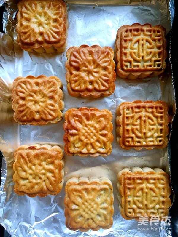 Red Bean Paste Mooncake recipe