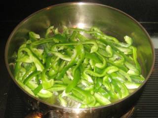 Stir-fried Green Peppers with Shrimp recipe