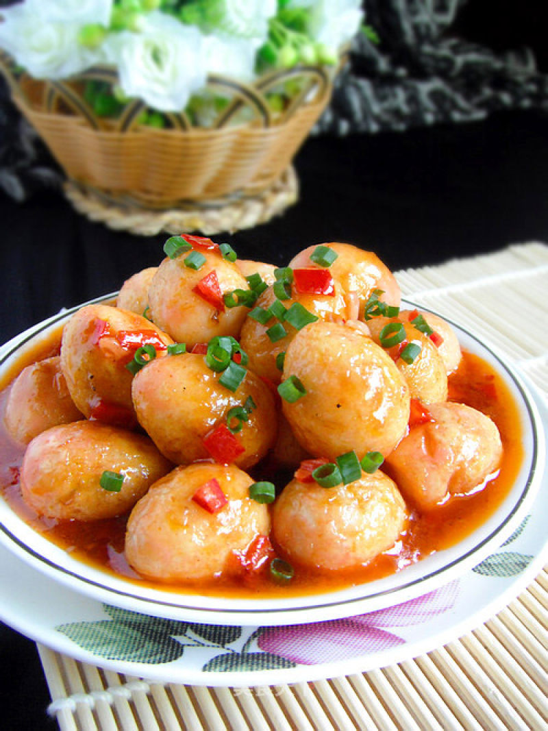 Quail Eggs in Tomato Sauce recipe
