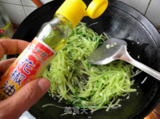 Stir-fried Shredded Lettuce recipe