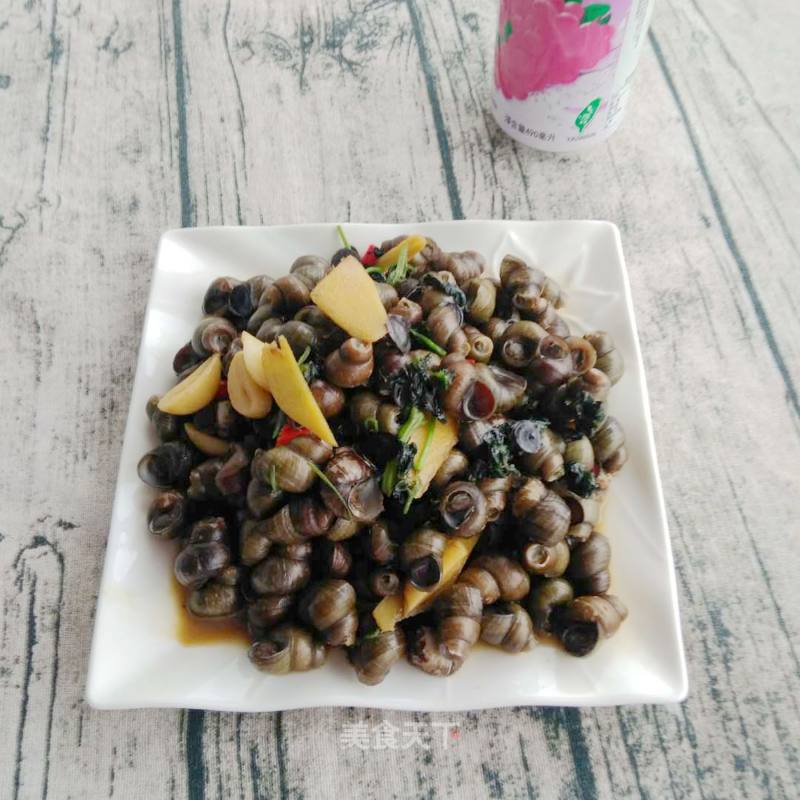 Fried Snails with Basil recipe