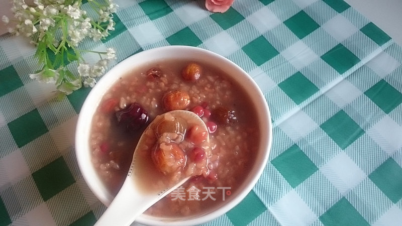 Longan and Lotus Seed Eight-treasure Porridge recipe
