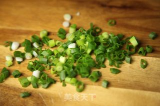 Autumnal Equinox Health Congee: White Pear, Egg and Fresh Rice Congee recipe