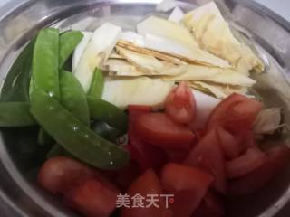 Fried Winter Bamboo Shoots with Snow Peas recipe