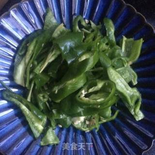 Stir-fried Sausage with Green Peppers recipe