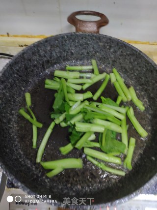 Stir-fried Choy Sum with Garlic recipe