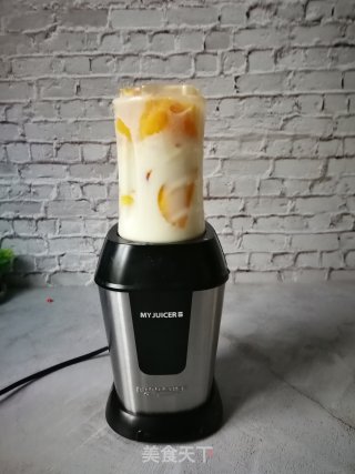 Nectarine Flavored Milk recipe