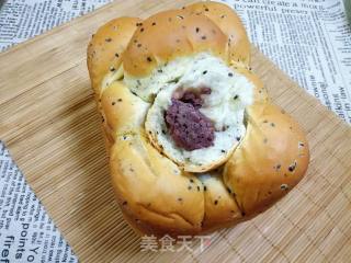 #饼机#black Sesame Bean Paste Bread recipe